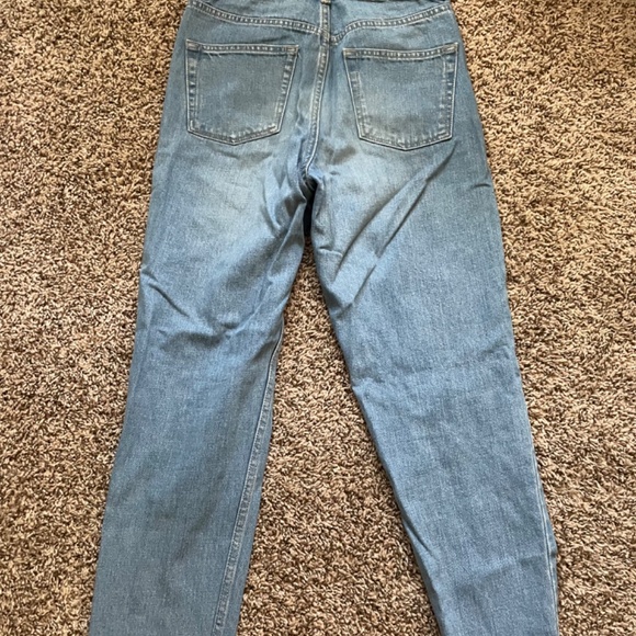 Top Shop Mom Fit Jeans - Picture 2 of 3